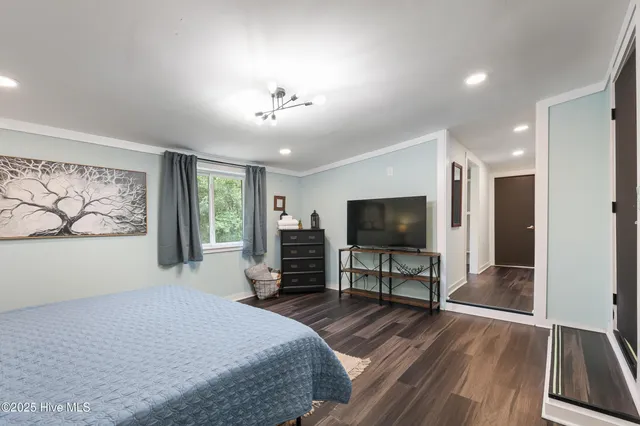 $525,000 | 627 Jennings Drive, Wilmington, NC 28403