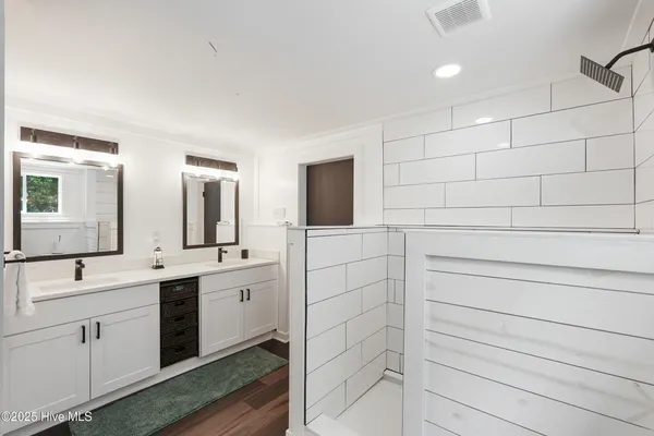 $515,000 | 627 Jennings Drive, Wilmington, NC 28403