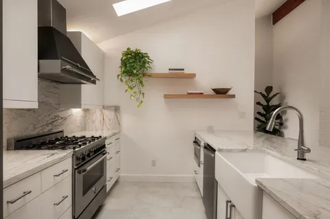 $1,245,000 | 6501 Sumac Drive, Austin, TX 78731
