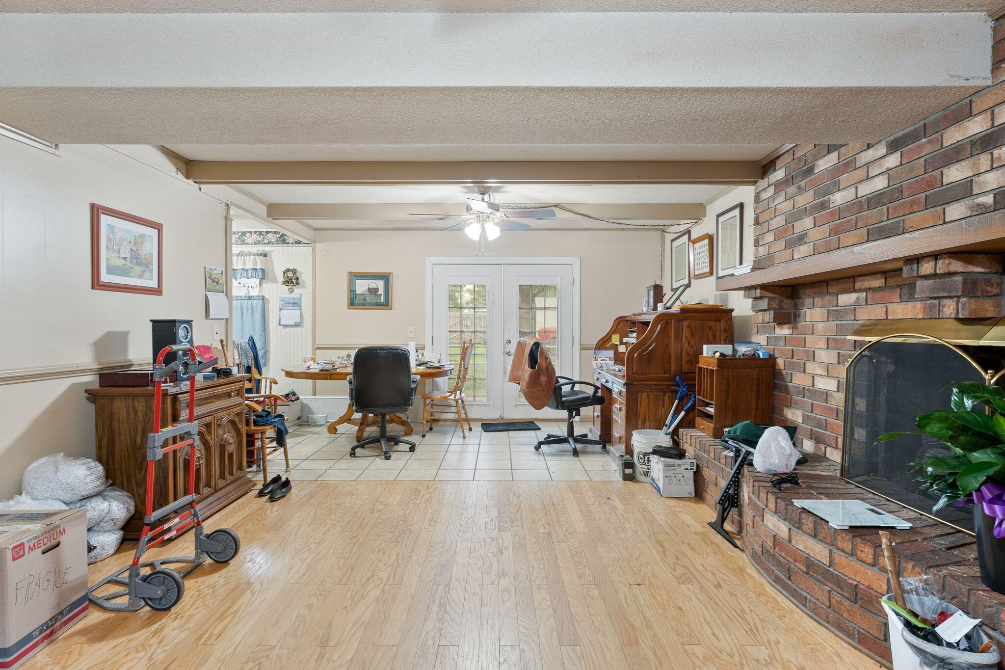 98 Foxborough Road Goose Creek, SC 29445 - Photo 8 of 36 Living Room