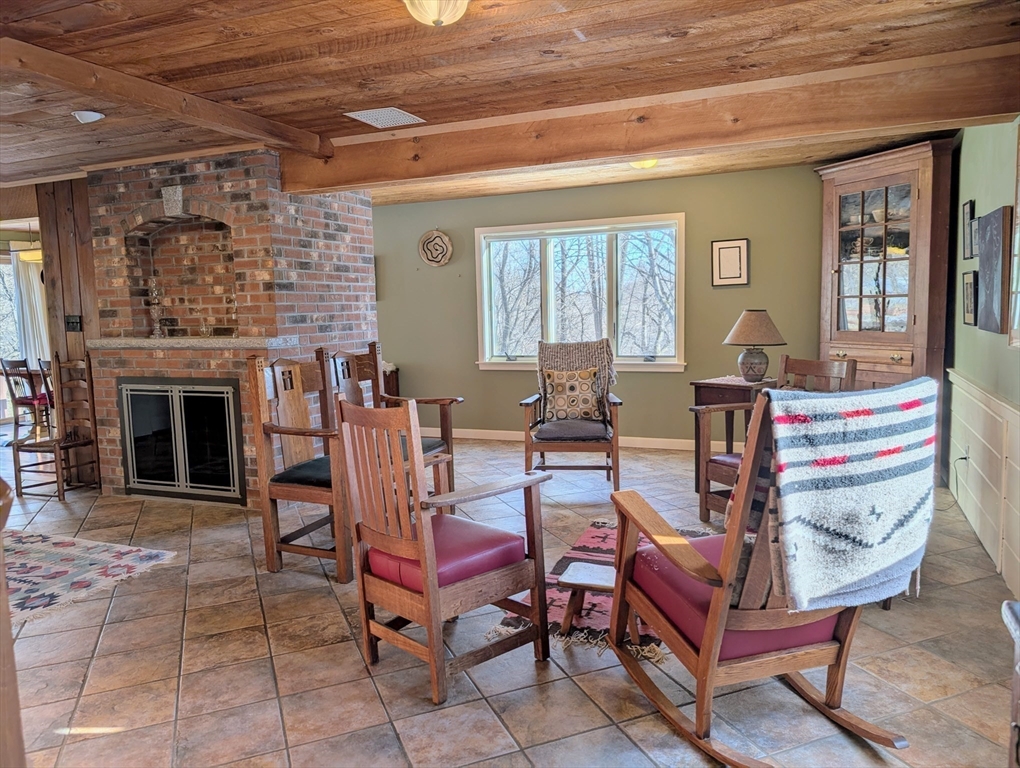 76 Tahattawan Road Littleton, MA 01460 - Photo 4 of 34 Gallery Image 4