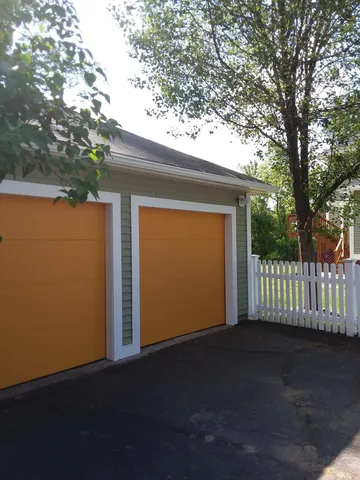 $2,300 | 56 Austin Street, Unit A, Manchester, NH 03102