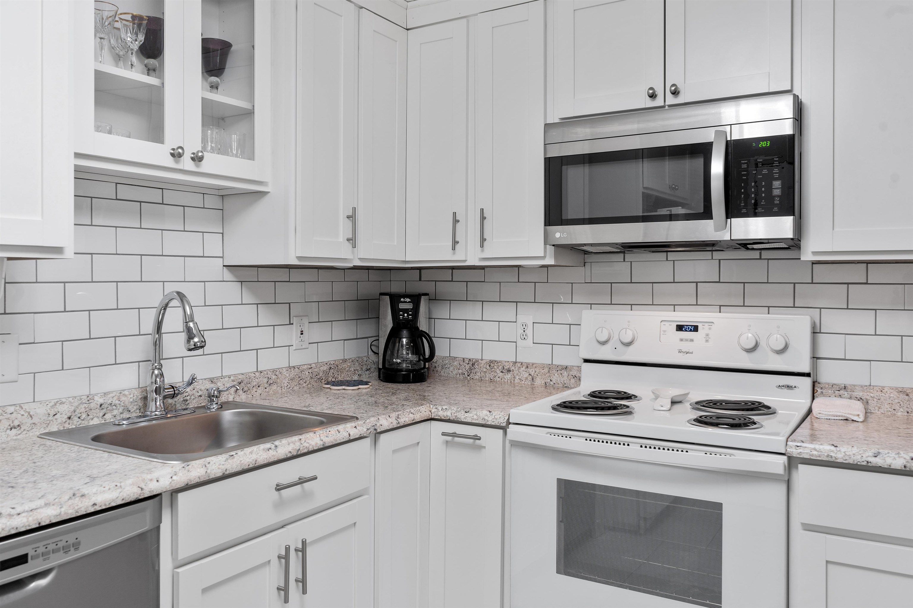 185 Loudon Road, Unit 18 Concord, NH 03301 - Photo 4 of 33