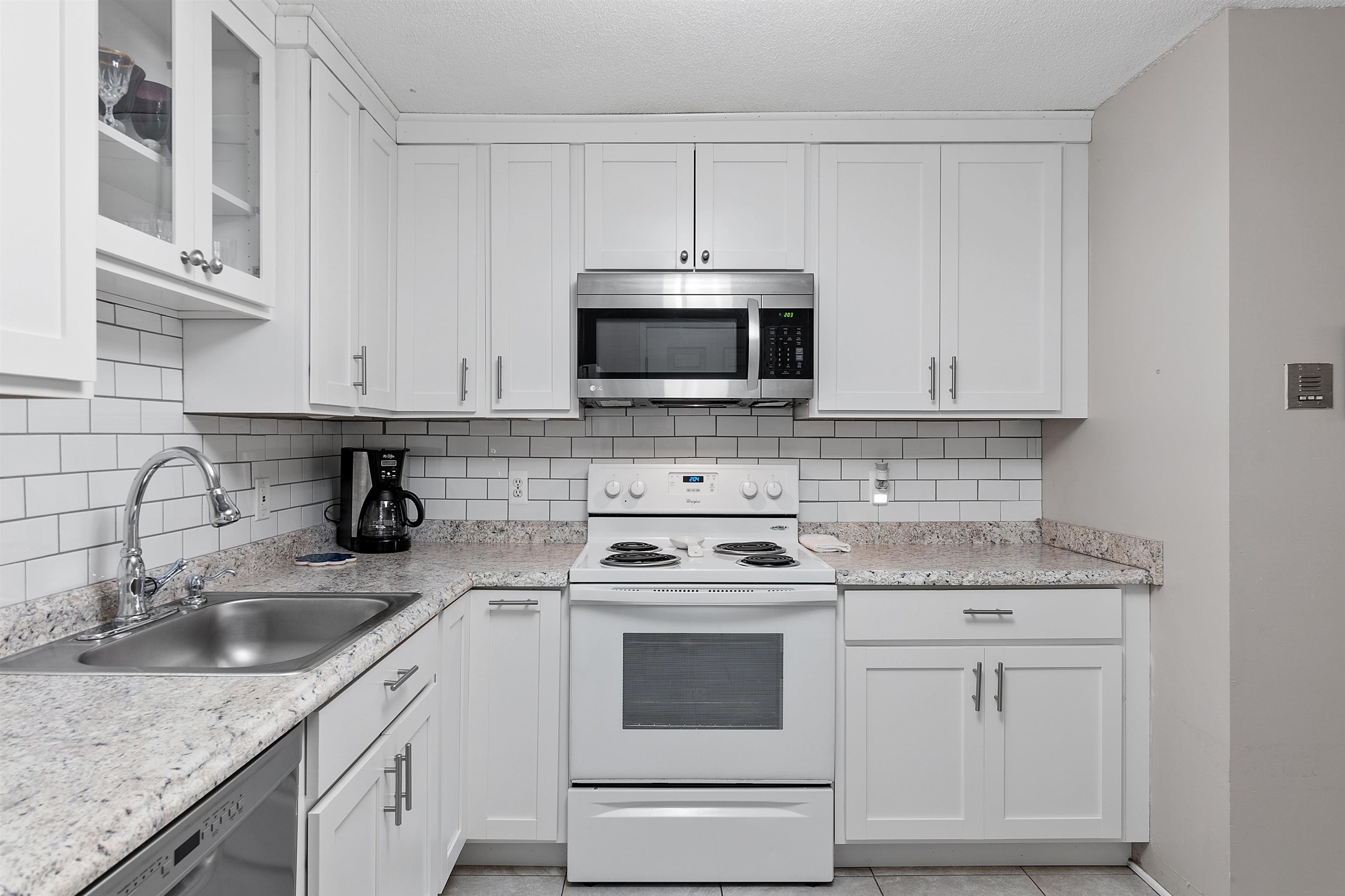 185 Loudon Road, Unit 18 Concord, NH 03301 - Photo 5 of 33