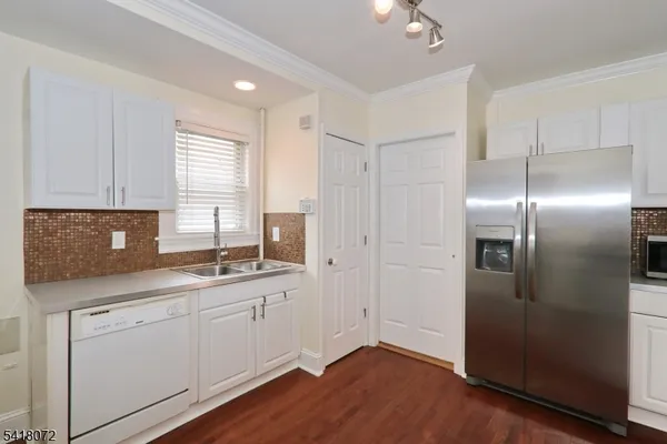 $764,888 | 28 Glenside Avenue, Summit, NJ 07901