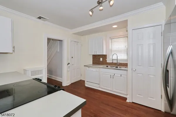 $764,888 | 28 Glenside Avenue, Summit, NJ 07901