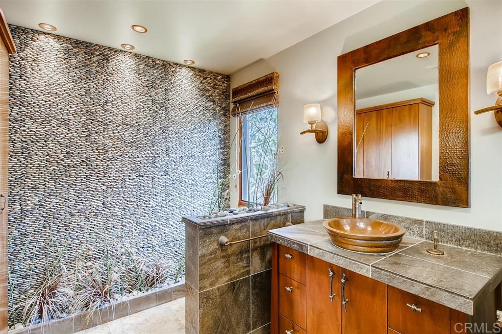 13755 Durango Drive Del Mar, CA 92014 - Photo 18 of 25