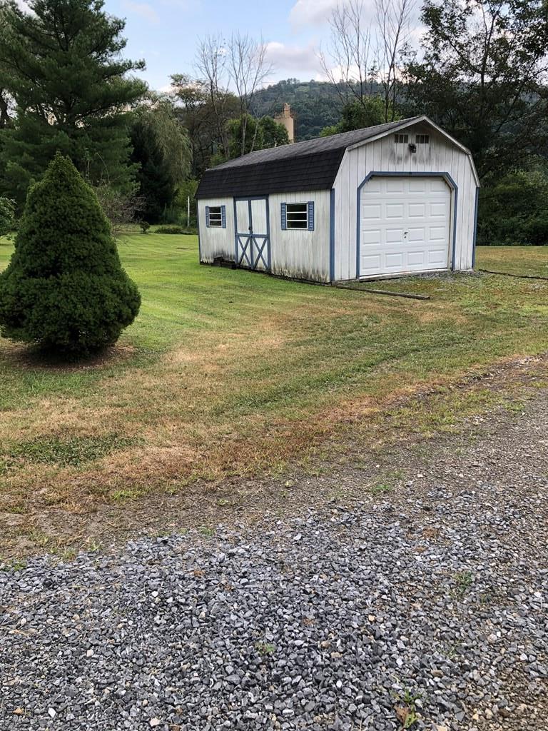 R147 Bobak Road Mineral Point, PA 15942 - Photo 6 of 23
