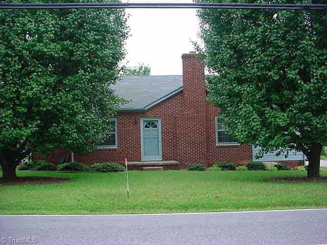 213 Oakview Road High Point, NC 27265 - Photo 1 of 1 Exterior Front.