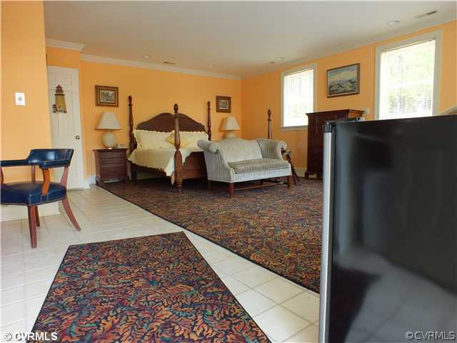 10466 Cherokee Road Richmond, VA 23235 - Photo 22 of 24 Guest Suite - Separate Guest House, heated and coo