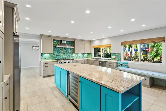 $7,800 | 17222 Lynn Lane, Huntington Beach, CA 92649