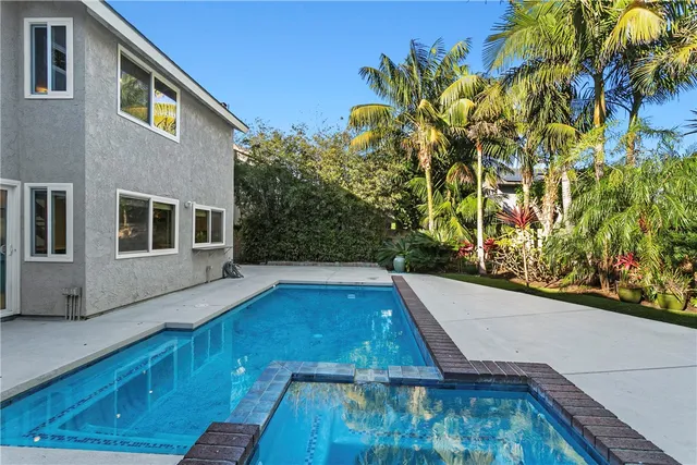 $7,800 | 17222 Lynn Lane, Huntington Beach, CA 92649