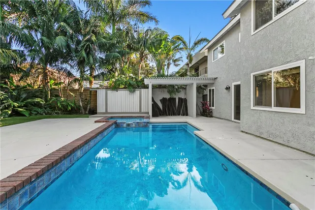 $7,800 | 17222 Lynn Lane, Huntington Beach, CA 92649