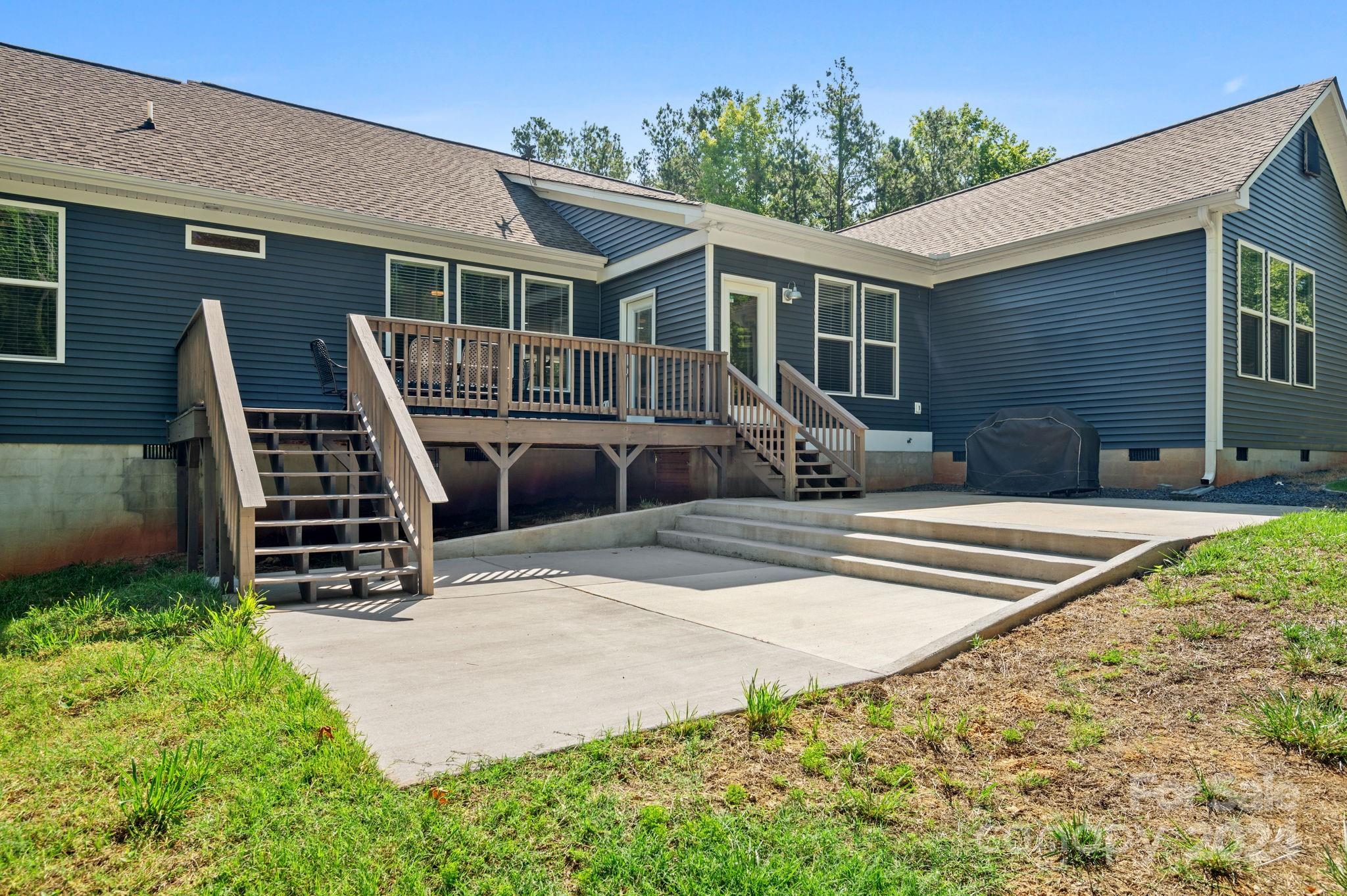 4655 Old Hickory Road Lancaster, SC 29720 - Photo 31 of 35 a front view of a house with garage