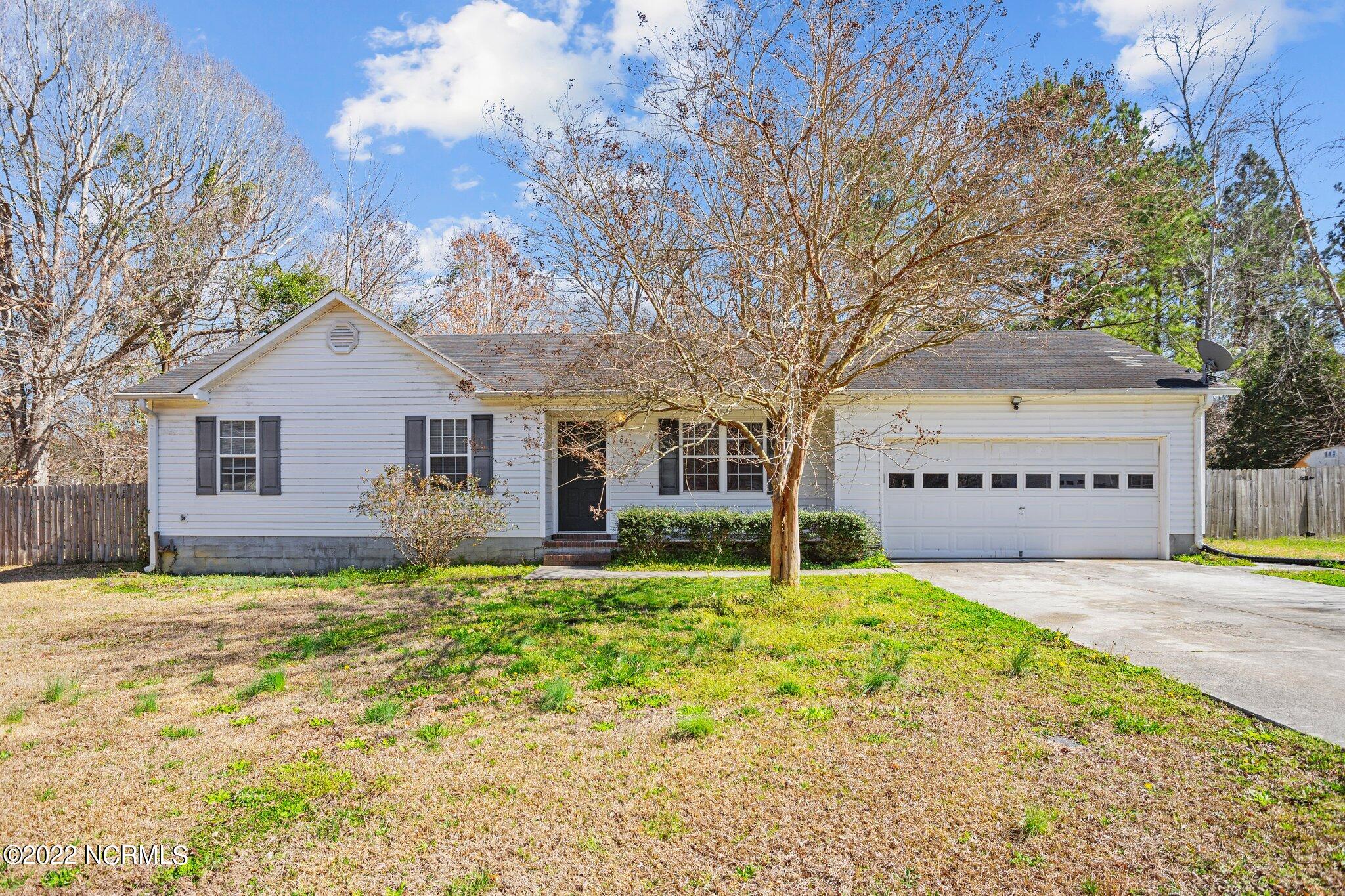 103 Wigeon Road Jacksonville, NC 28540 - Photo 1 of 38 11-web-or-mls-DSC02754