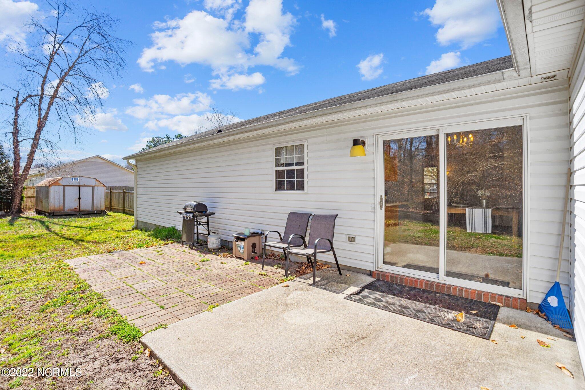 103 Wigeon Road Jacksonville, NC 28540 - Photo 27 of 38 19-web-or-mls-DSC02762