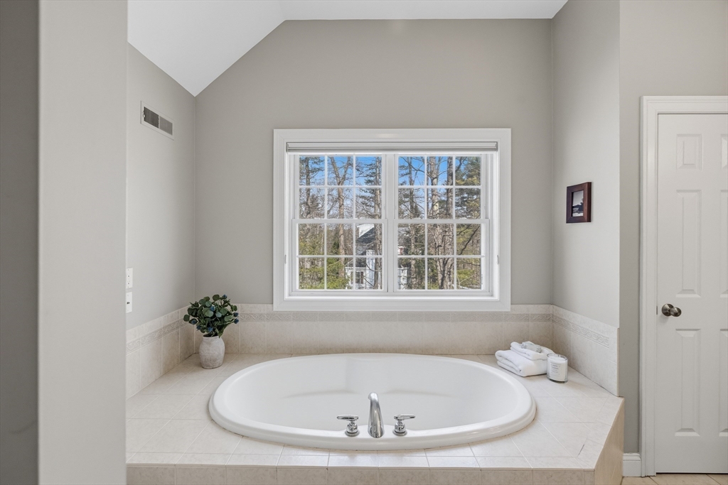 20 Hancock Road Windham, NH 03087 - Photo 19 of 37
