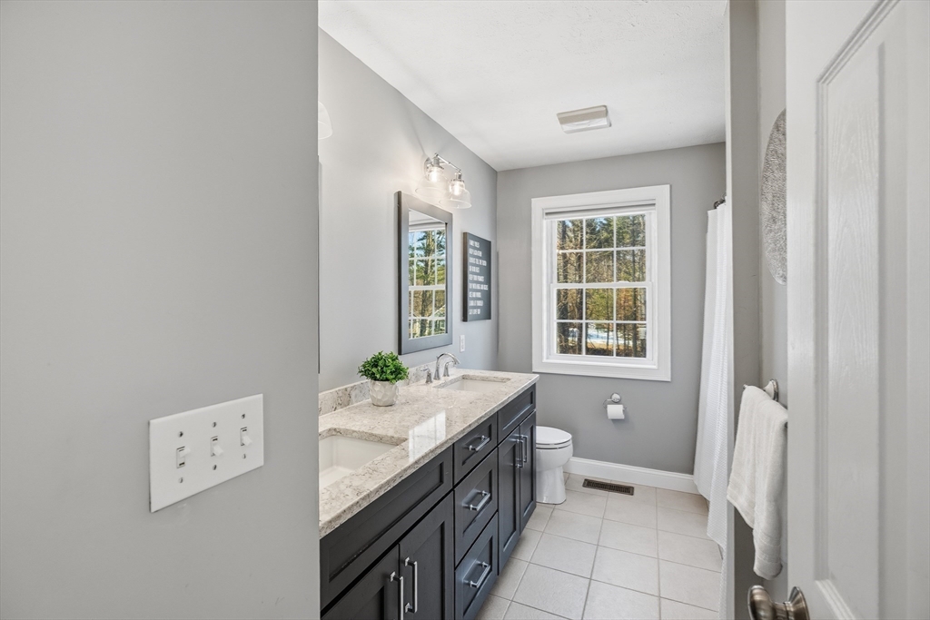 20 Hancock Road Windham, NH 03087 - Photo 23 of 37