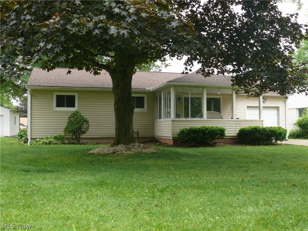 1005 Keefer Road Girard, OH 44420 - Photo 1 of 9 Gallery Image 1