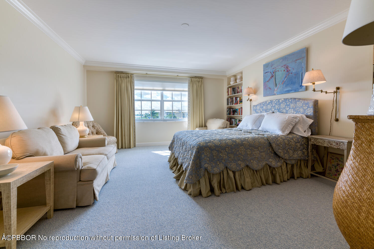 330 Cocoanut Row, Unit 5B Palm Beach, FL 33480 - Photo 16 of 32 a spacious bedroom with a bed and a couch