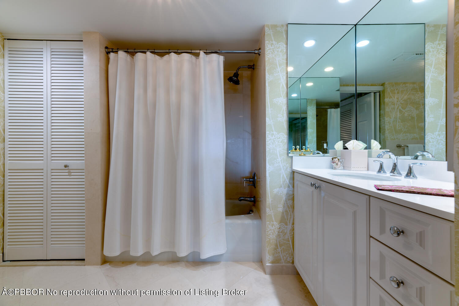 330 Cocoanut Row, Unit 5B Palm Beach, FL 33480 - Photo 17 of 32 a bathroom with a shower and a sink
