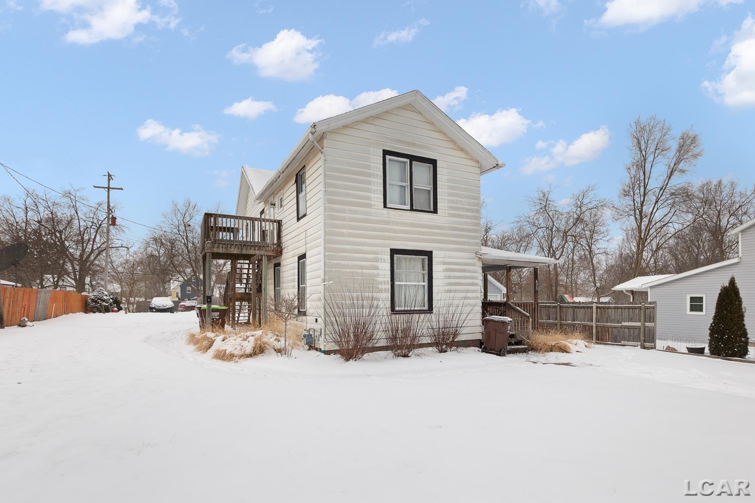 632 Division Street Adrian, MI 49221 - Photo 3 of 35