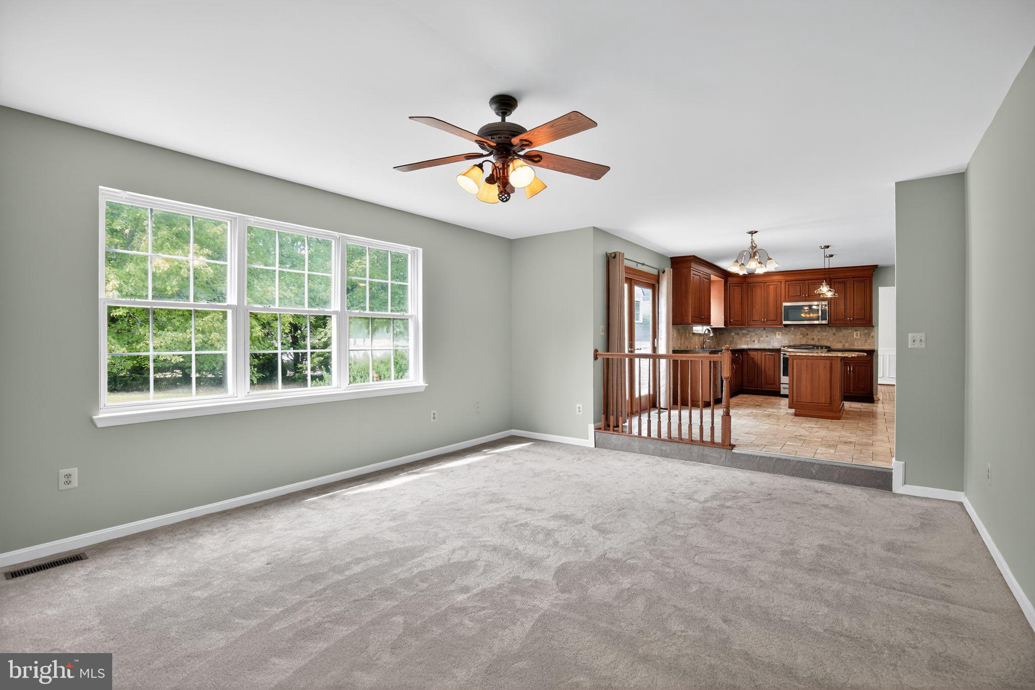 3100 Drawfield Lane Huntingtown, MD 20639 - Photo 15 of 37 Great room.