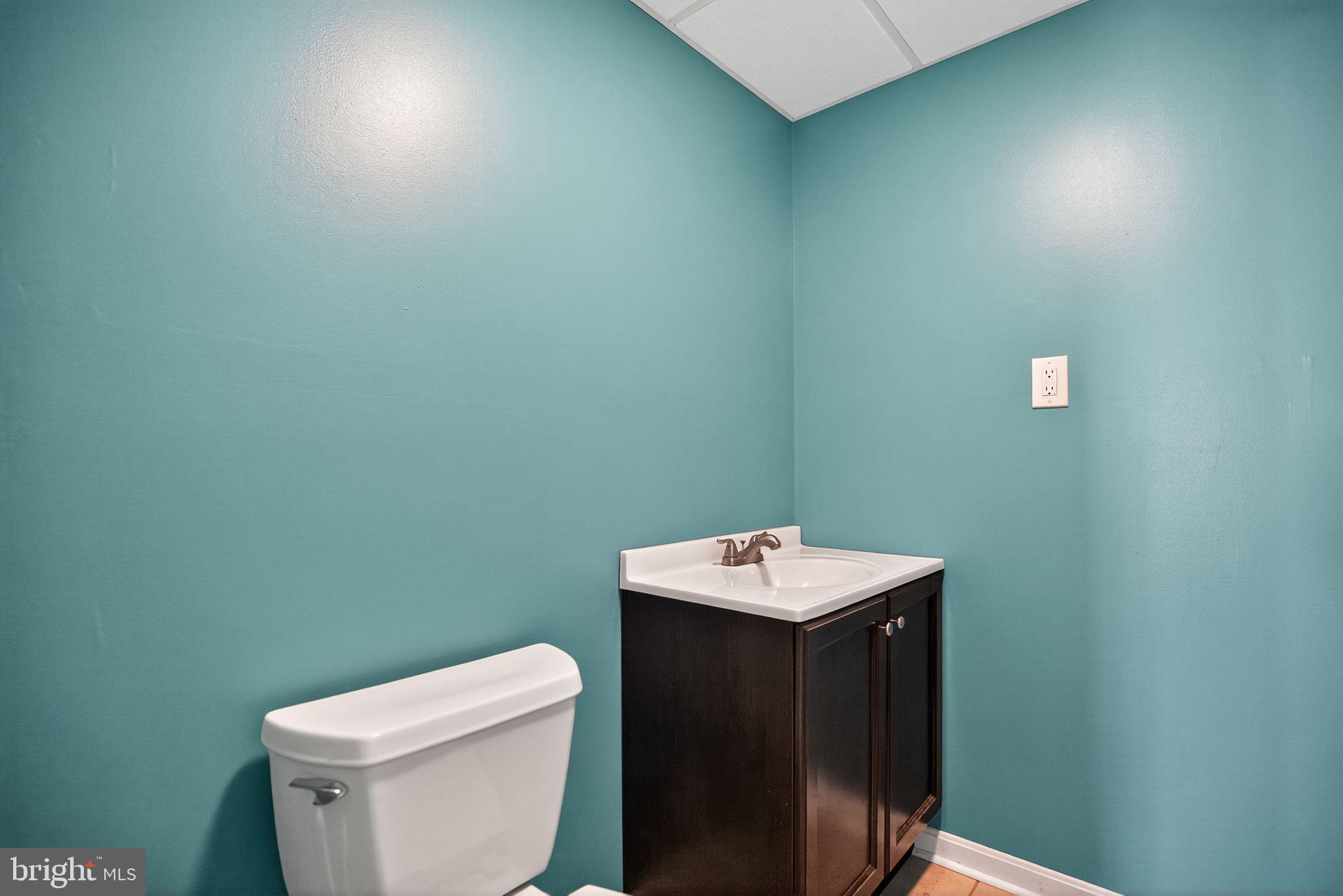 3100 Drawfield Lane Huntingtown, MD 20639 - Photo 30 of 37 Lower level half bathroom.