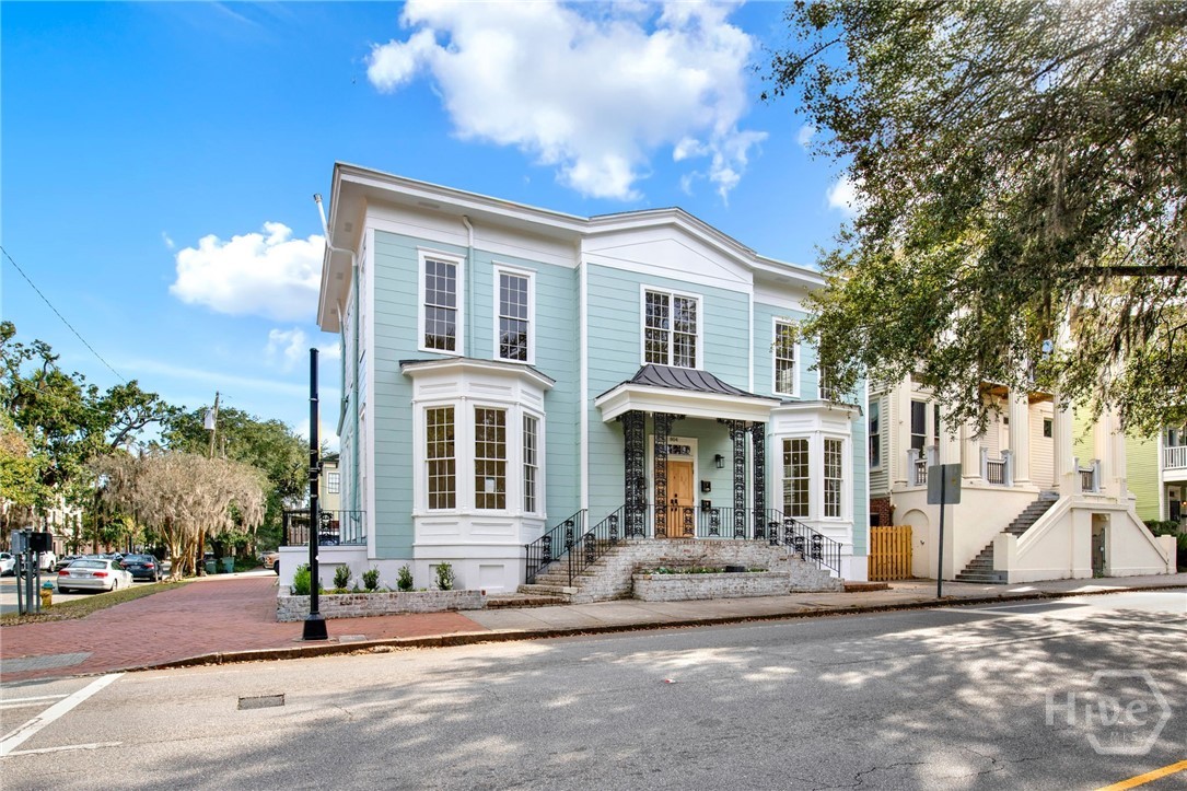 804 Drayton Street, Unit 3 Savannah, GA 31401 - Photo 1 of 33