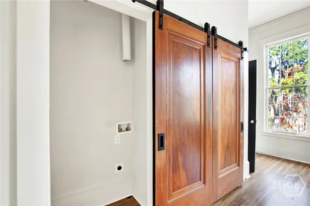 $3,400 | 105 East Gwinnett Street, Unit 3, Savannah, GA 31401