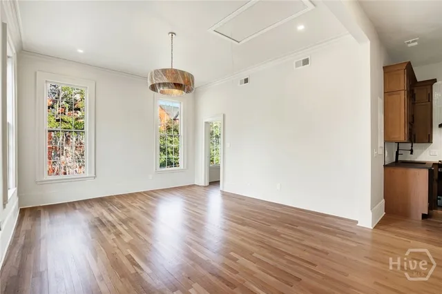 $3,400 | 105 East Gwinnett Street, Unit 3, Savannah, GA 31401