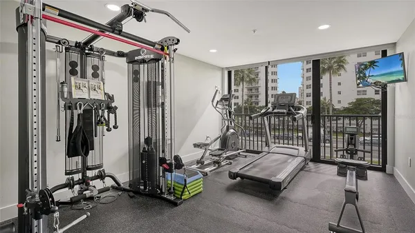 $6,500 | 11 Sunset Drive, Unit 501, Sarasota, FL 34236