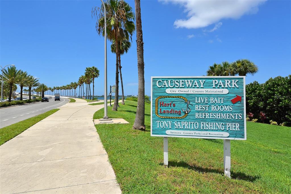 11 Sunset Drive, Unit 501 Sarasota, FL 34236 - Photo 62 of 63 a view of a park with welcome board