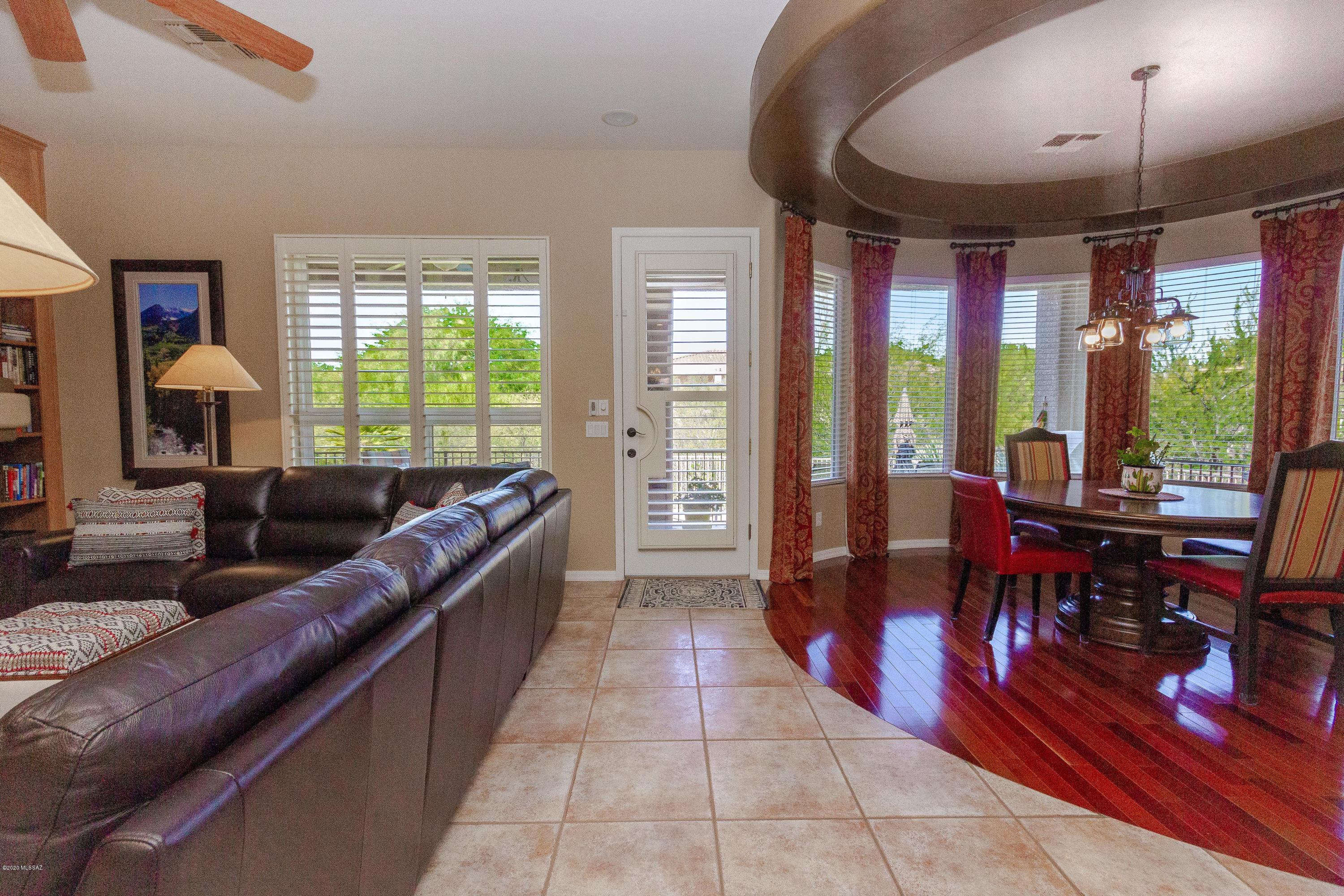 12707 North Piping Rock Road Oro Valley, AZ 85755 - Photo 13 of 50