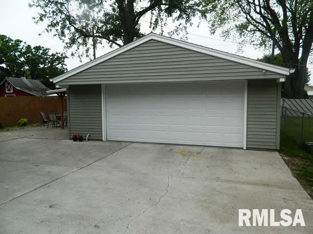 2421 45th Street Moline, IL 61265 - Photo 21 of 21 Gallery Image 21
