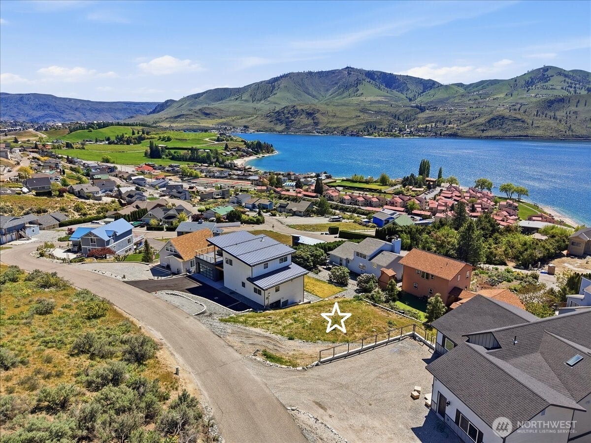 211 Riviera Drive Chelan, WA 98816 - Photo 16 of 30