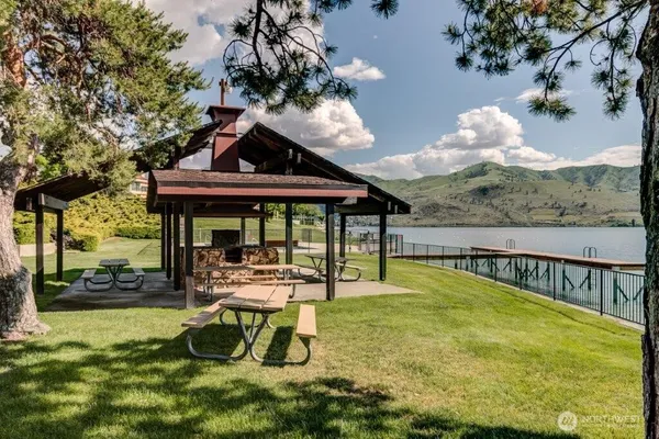 $199,000 | 211 Riviera Drive, Chelan, WA 98816