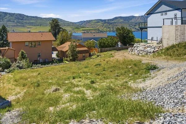 $199,000 | 211 Riviera Drive, Chelan, WA 98816