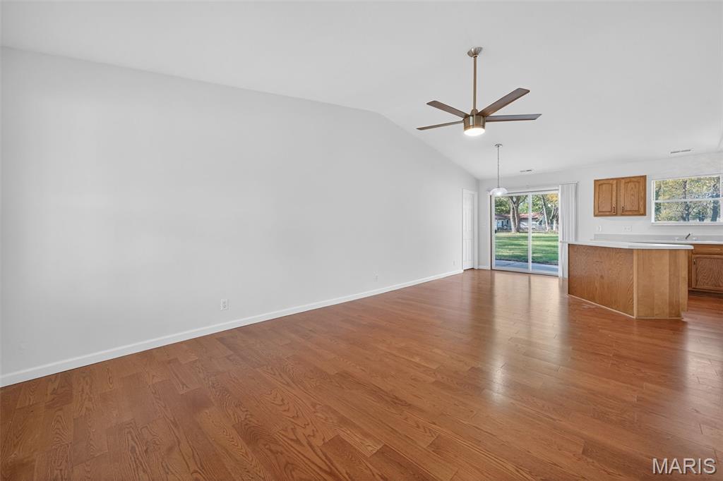 3147 South S Highway Winfield, MO 63389 - Photo 7 of 29