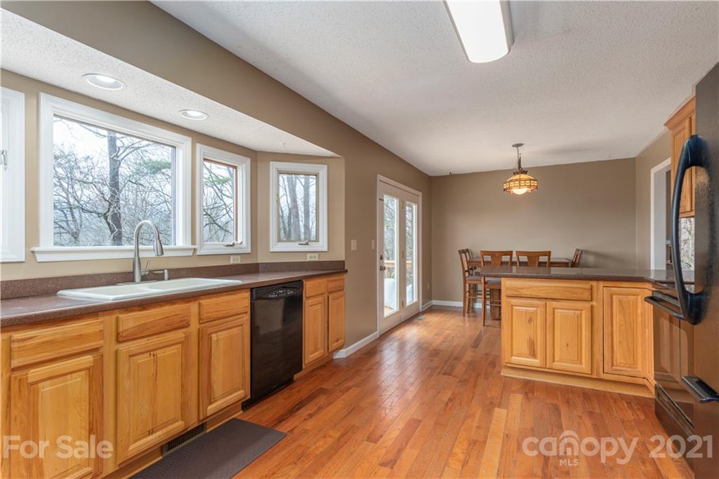 75 Garland Road Fletcher, NC 28732 - Photo 11 of 33 Gallery Image 11