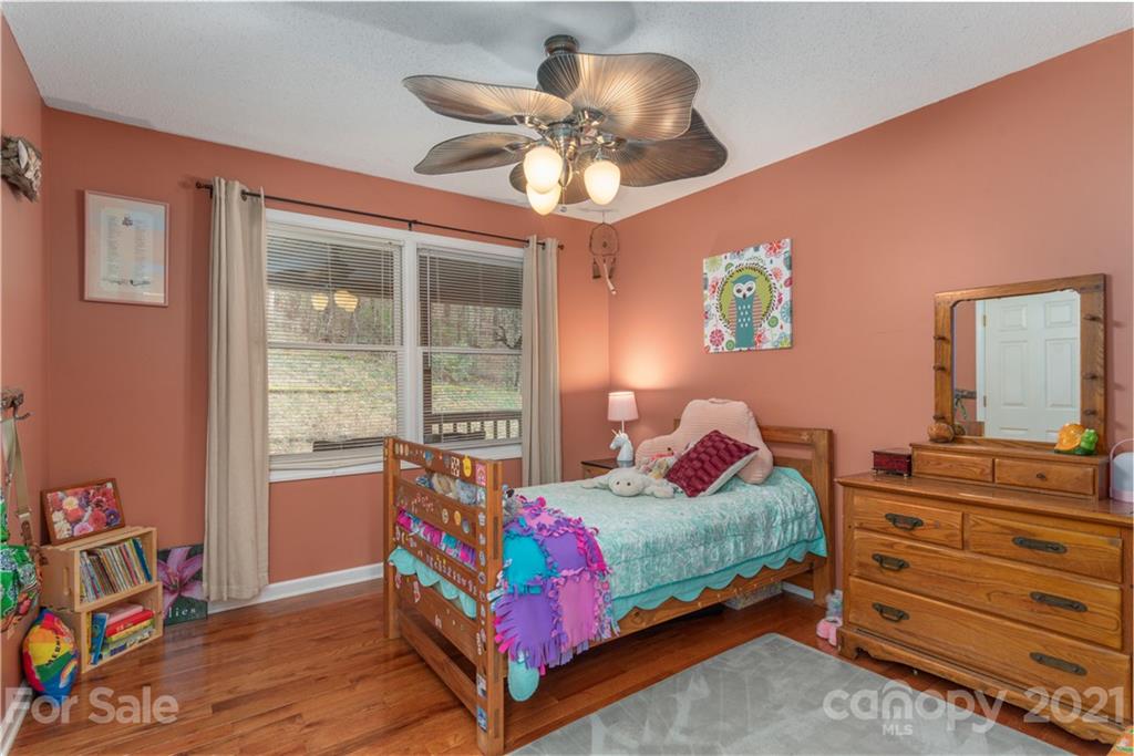 75 Garland Road Fletcher, NC 28732 - Photo 13 of 33 Gallery Image 13