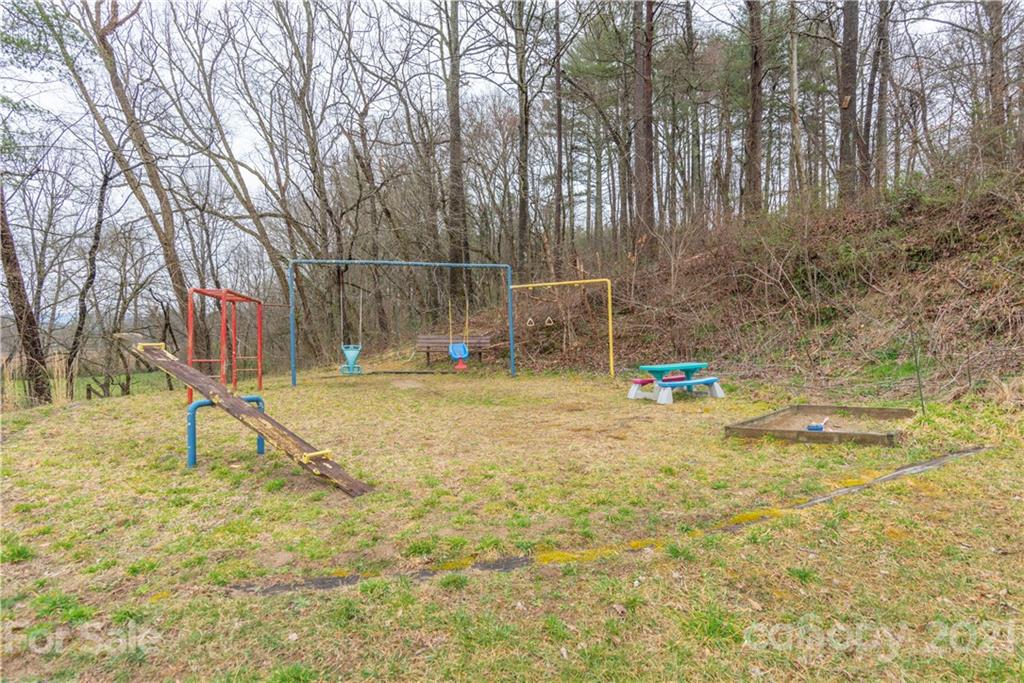 75 Garland Road Fletcher, NC 28732 - Photo 28 of 33 Gallery Image 28