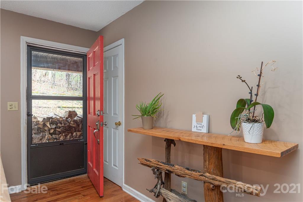 75 Garland Road Fletcher, NC 28732 - Photo 6 of 33 Gallery Image 6