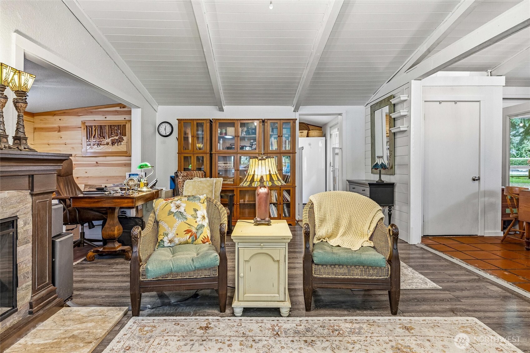2366 Yew Street Road Bellingham, WA 98229 - Photo 15 of 39 Gallery Image 15