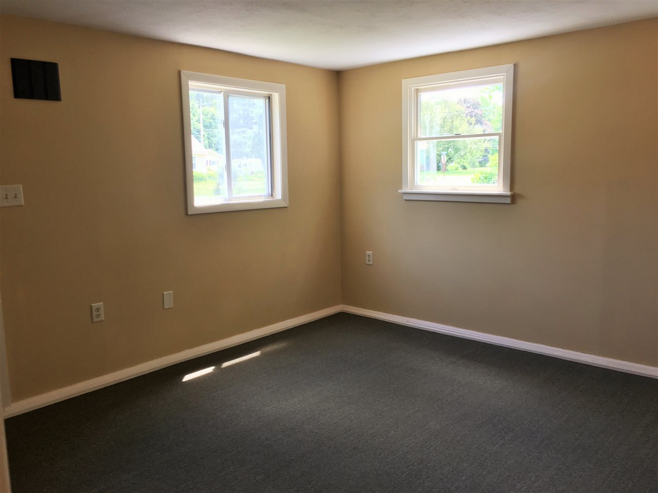 77 Packers Falls Road Newmarket, NH 03857 - Photo 11 of 25