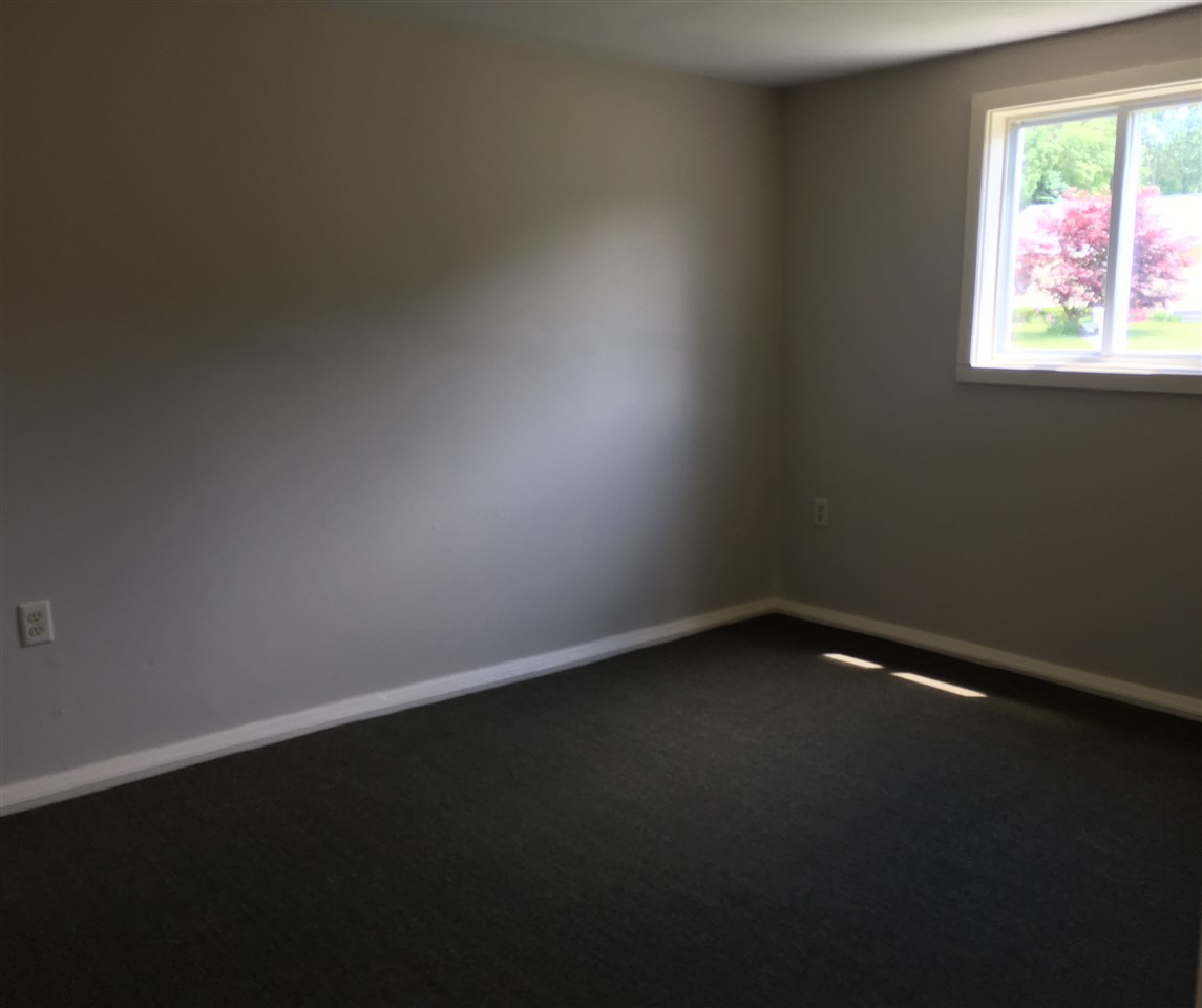 77 Packers Falls Road Newmarket, NH 03857 - Photo 10 of 25