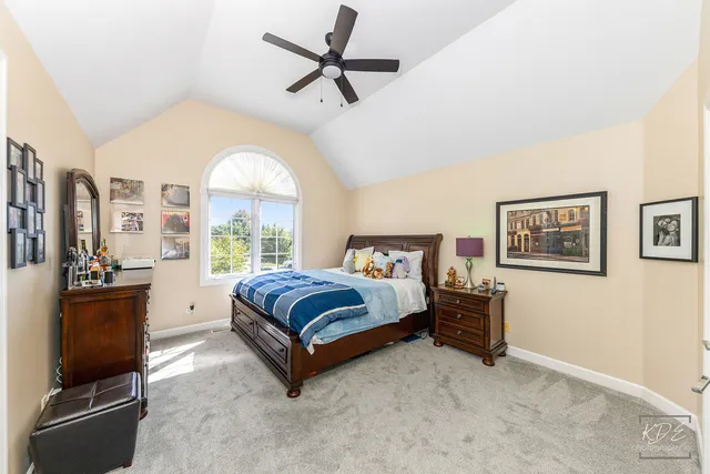 $825,000 | 940 Burnham Court, Aurora, IL 60502