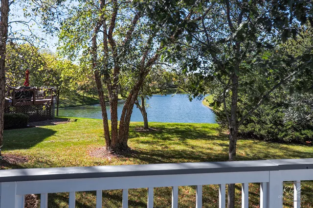 $825,000 | 940 Burnham Court, Aurora, IL 60502