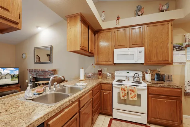 $549,000 | 211 Wren Drive, Galt, CA 95632