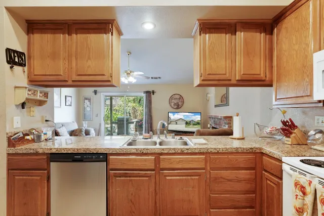 $549,000 | 211 Wren Drive, Galt, CA 95632